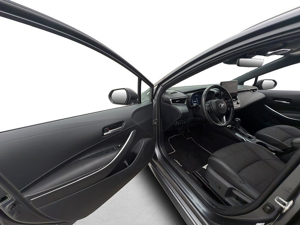 Vehicle Image 9