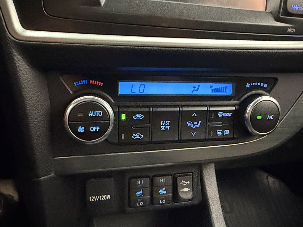 Vehicle Image 17