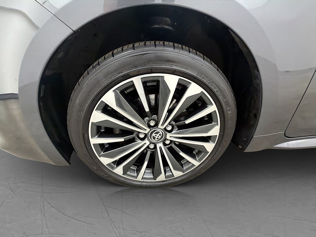 Vehicle Image 30