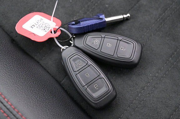 Vehicle Image 18