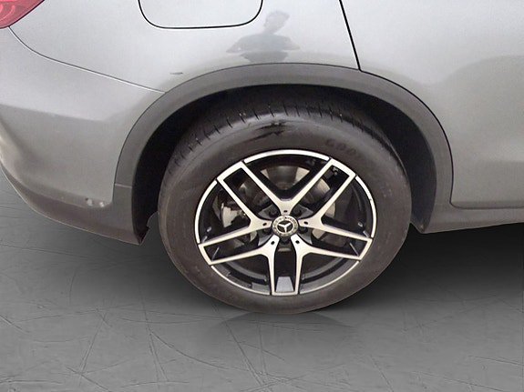 Vehicle Image 38