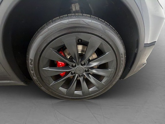 Vehicle Image 35