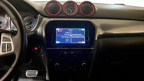 Vehicle Image 9