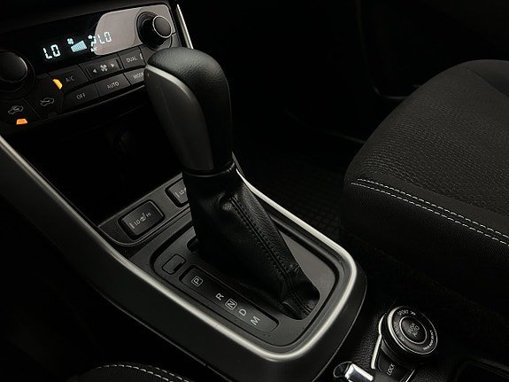 Vehicle Image 21