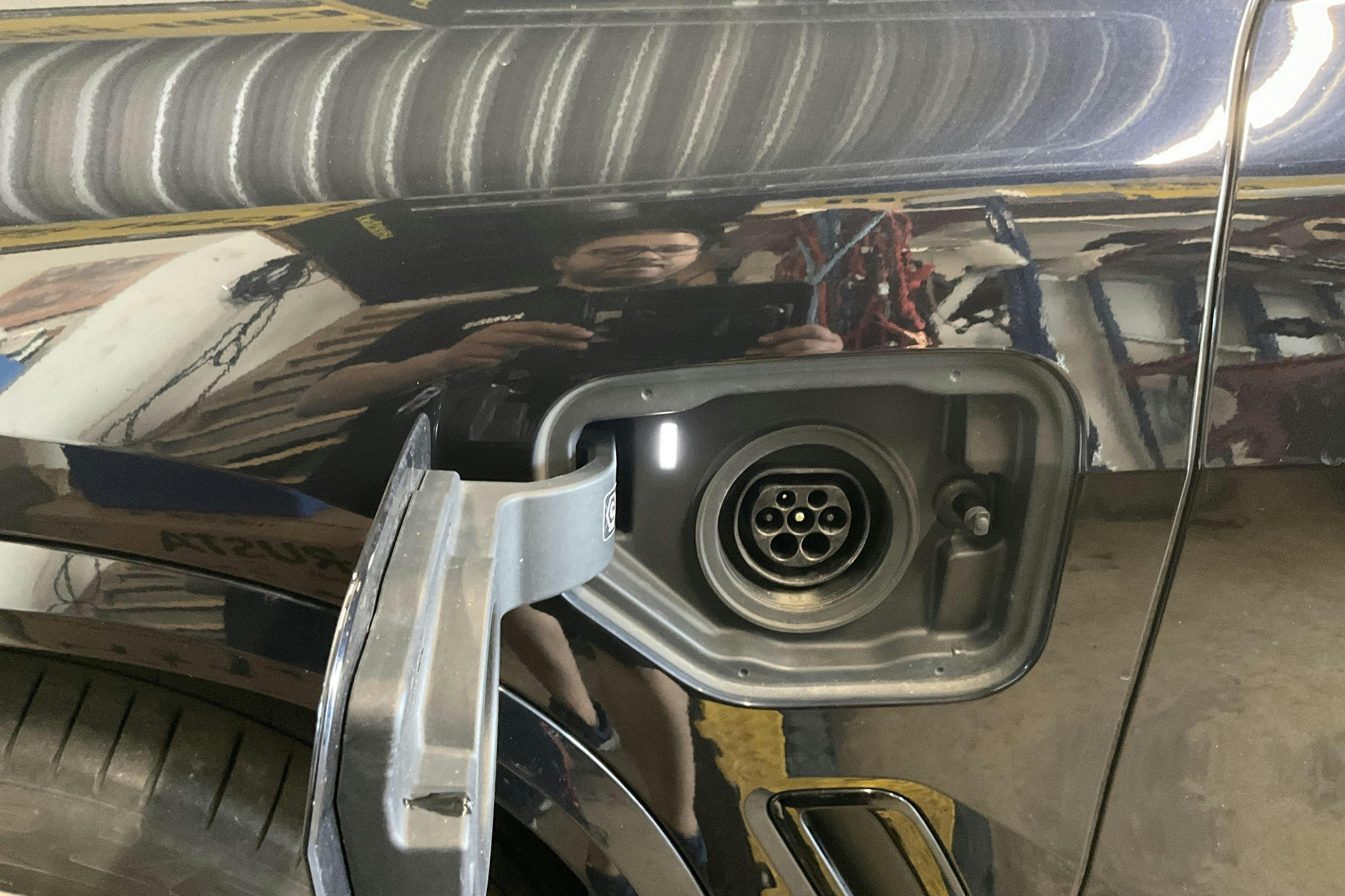 Vehicle Image 21