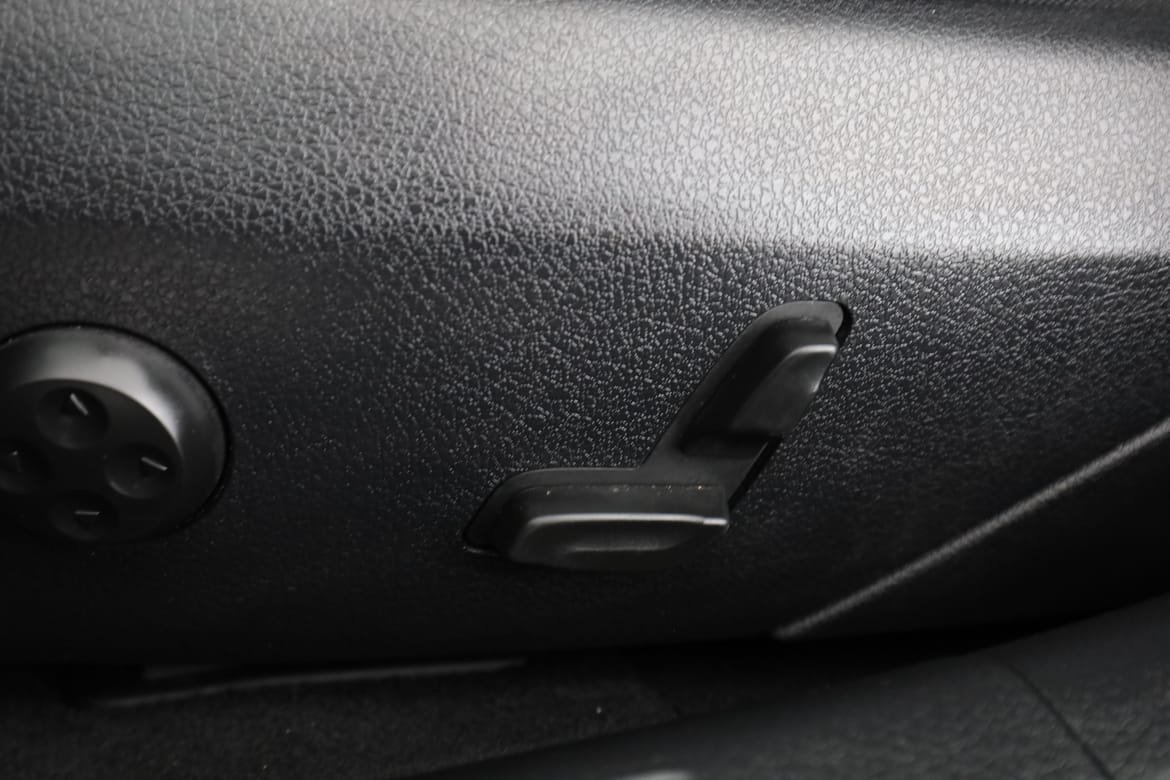 Vehicle Image 39