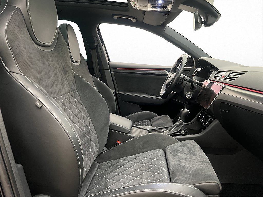 Vehicle Image 17