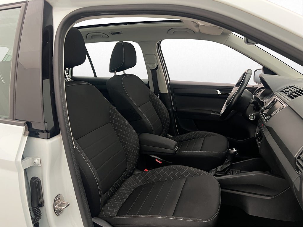 Vehicle Image 15