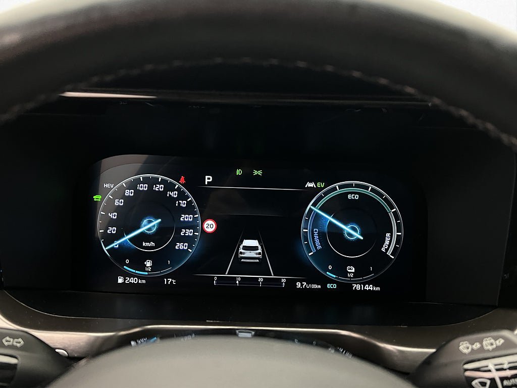 Vehicle Image 22
