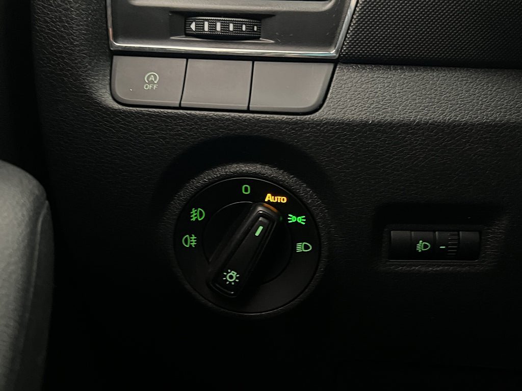 Vehicle Image 27