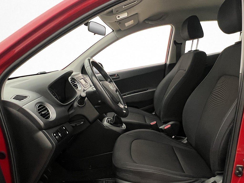 Vehicle Image 10
