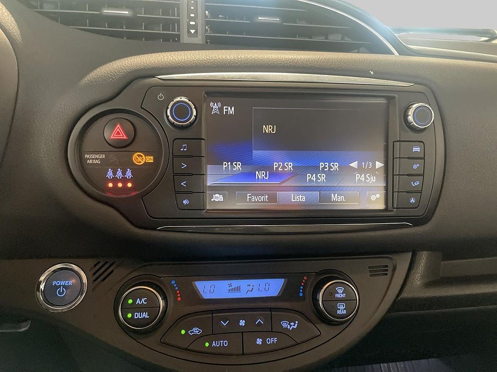 Vehicle Image 15