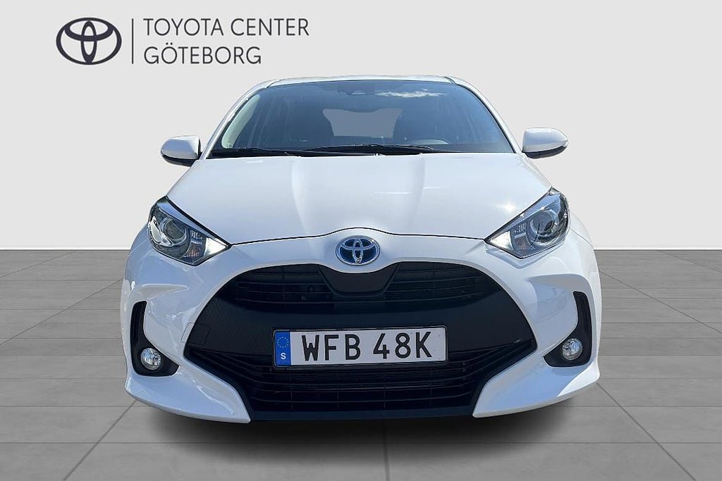 Vehicle Image 8