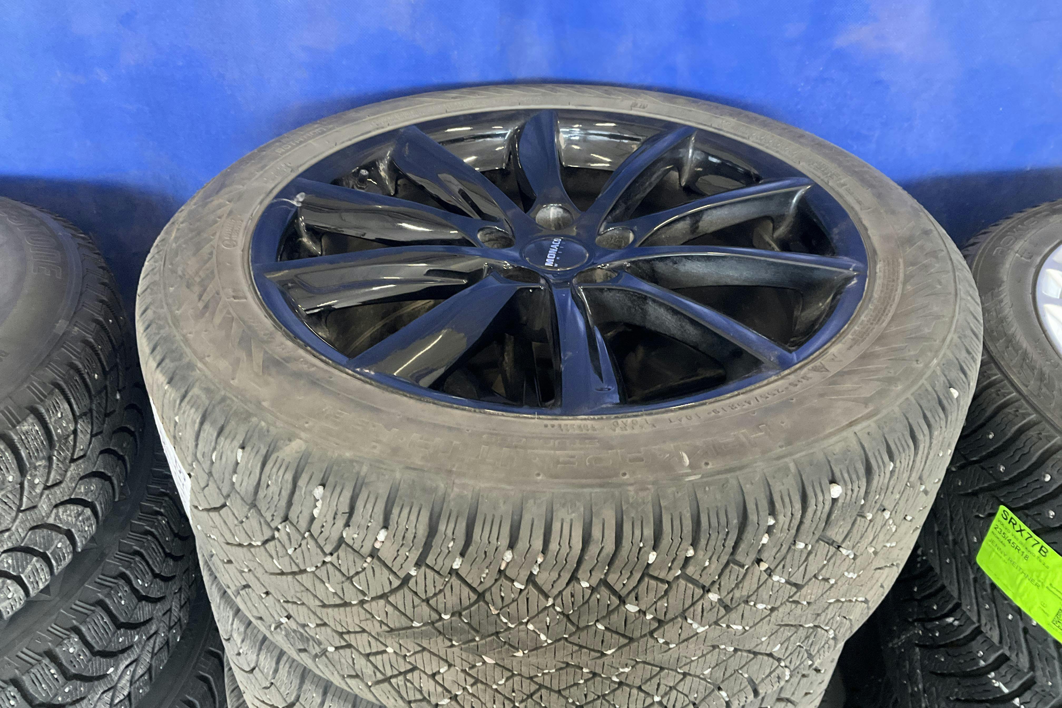 Vehicle Image 21