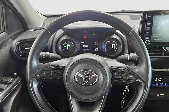 Vehicle Image 11