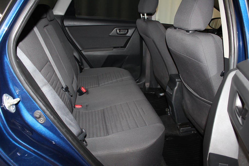 Vehicle Image 11