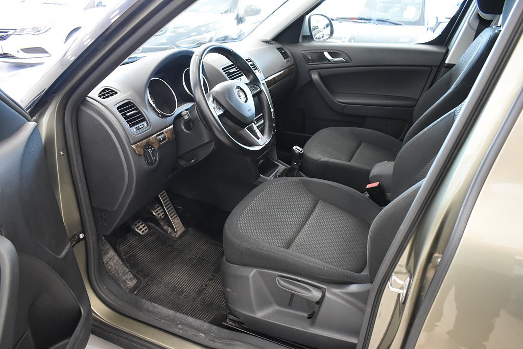 Vehicle Image 11