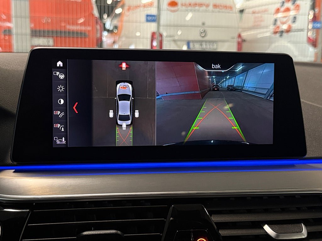 Vehicle Image 17