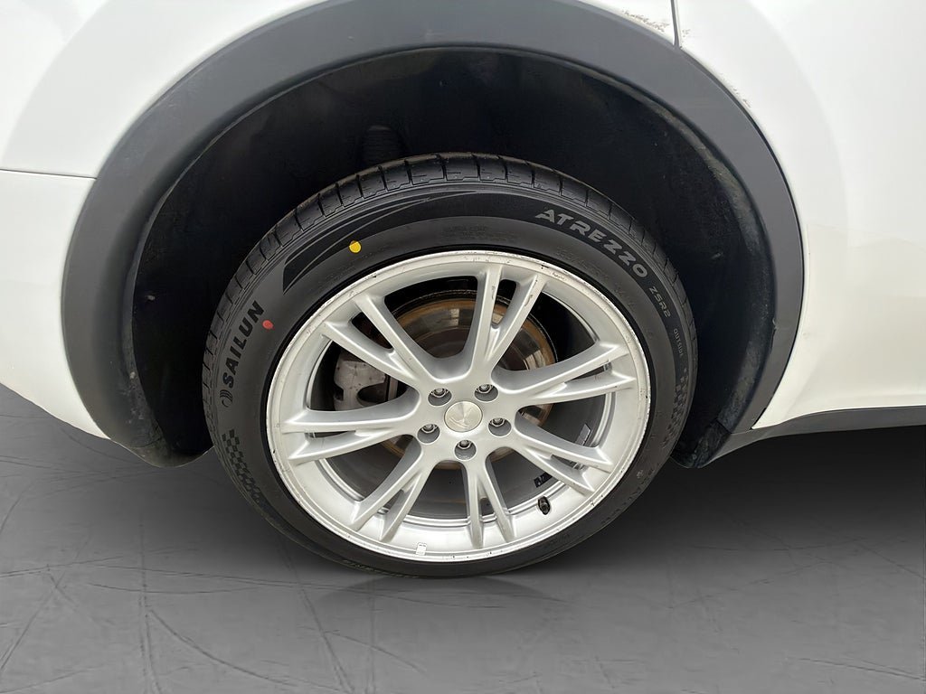 Vehicle Image 30
