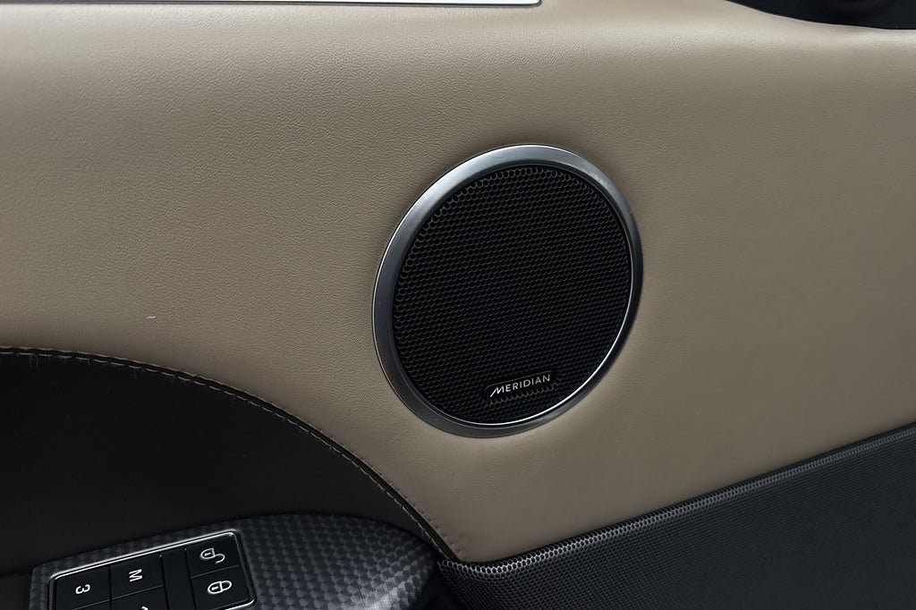 Vehicle Image 28