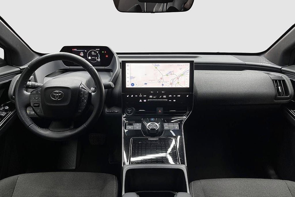 Vehicle Image 11