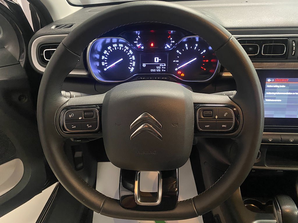 Vehicle Image 17