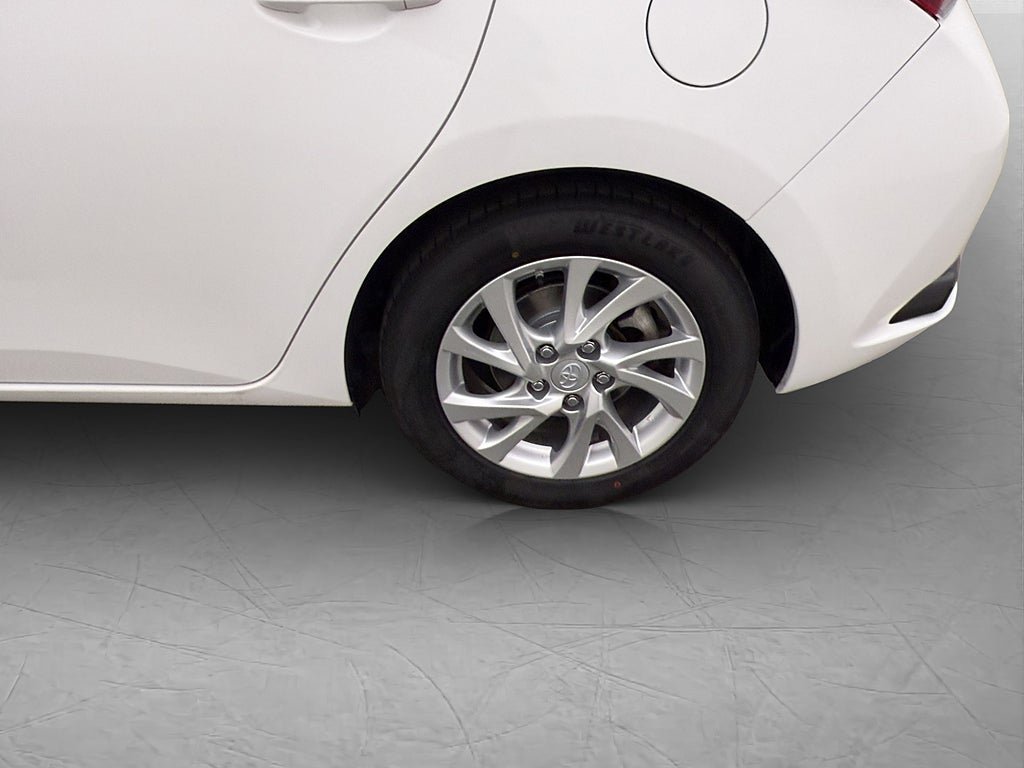 Vehicle Image 20