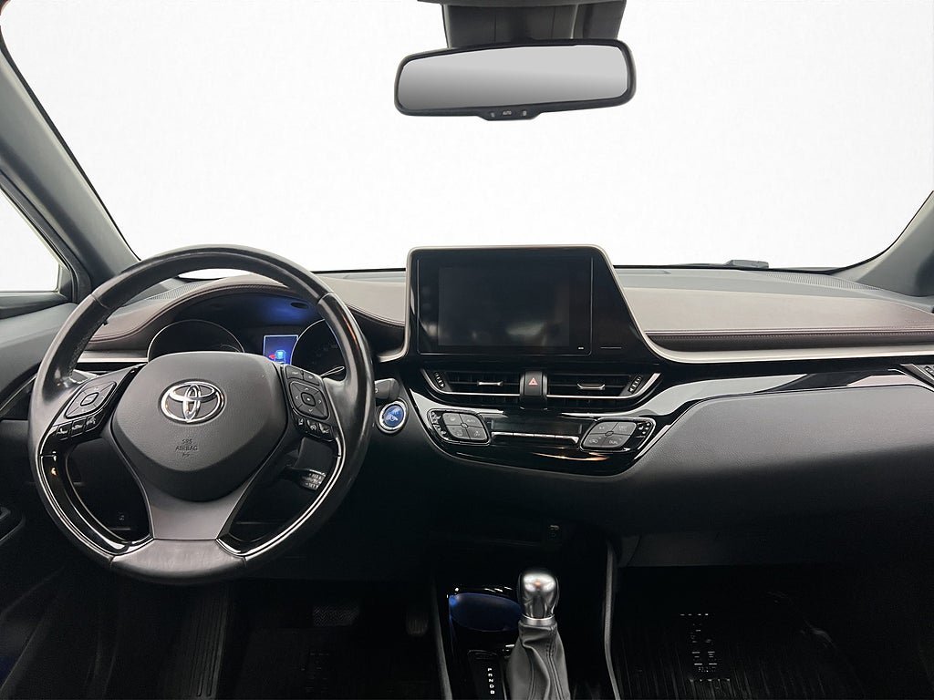 Vehicle Image 13