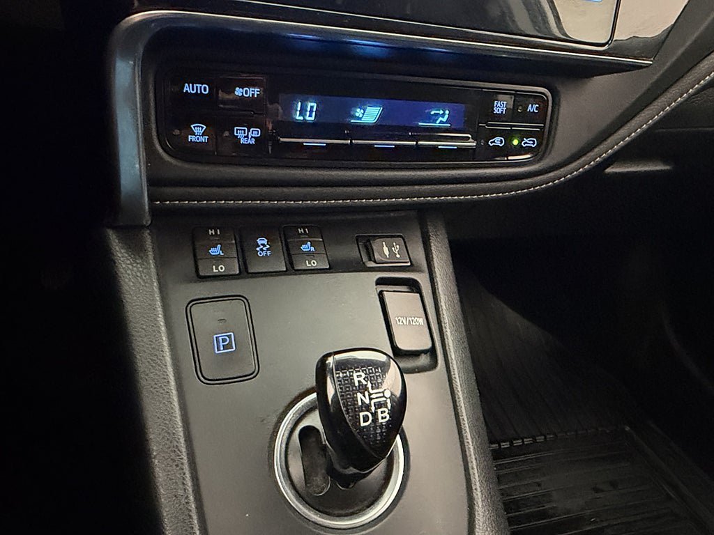 Vehicle Image 26