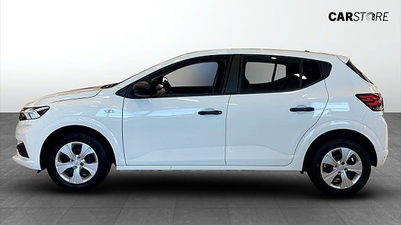 Vehicle Image 6