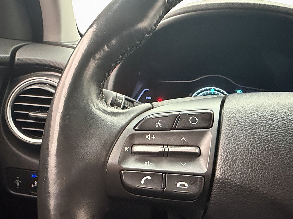 Vehicle Image 28