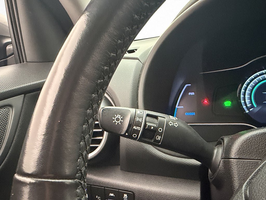 Vehicle Image 30