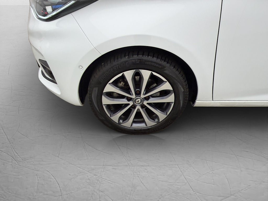 Vehicle Image 25