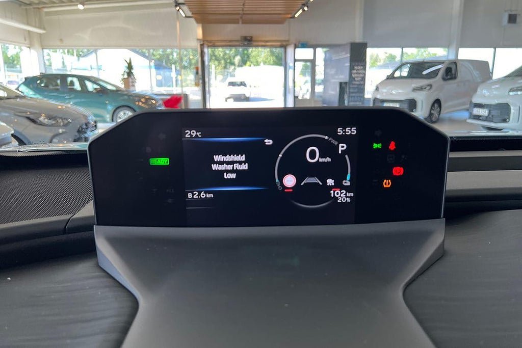 Vehicle Image 14