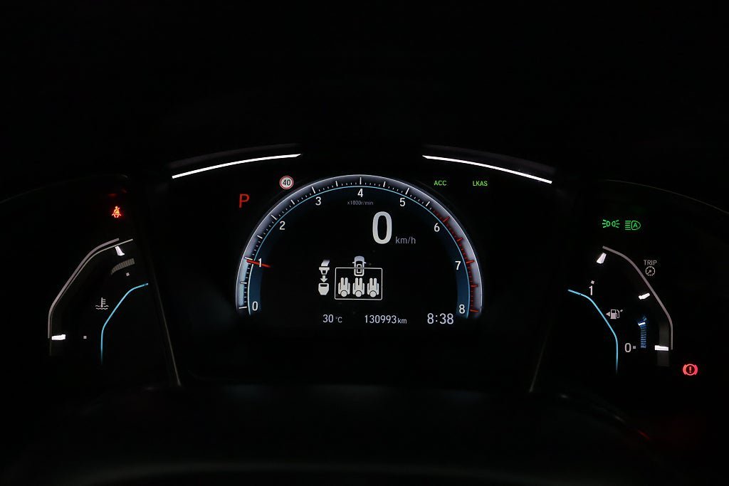 Vehicle Image 16