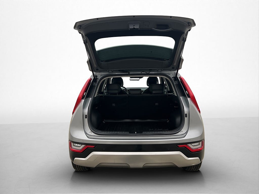 Vehicle Image 26