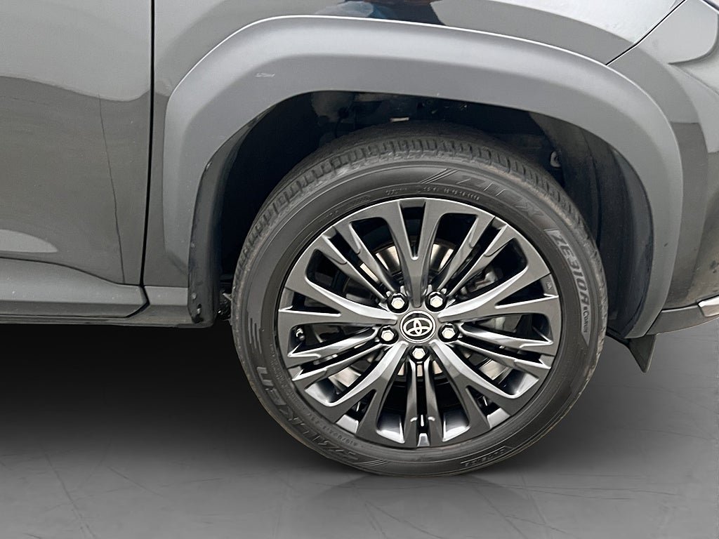 Vehicle Image 30