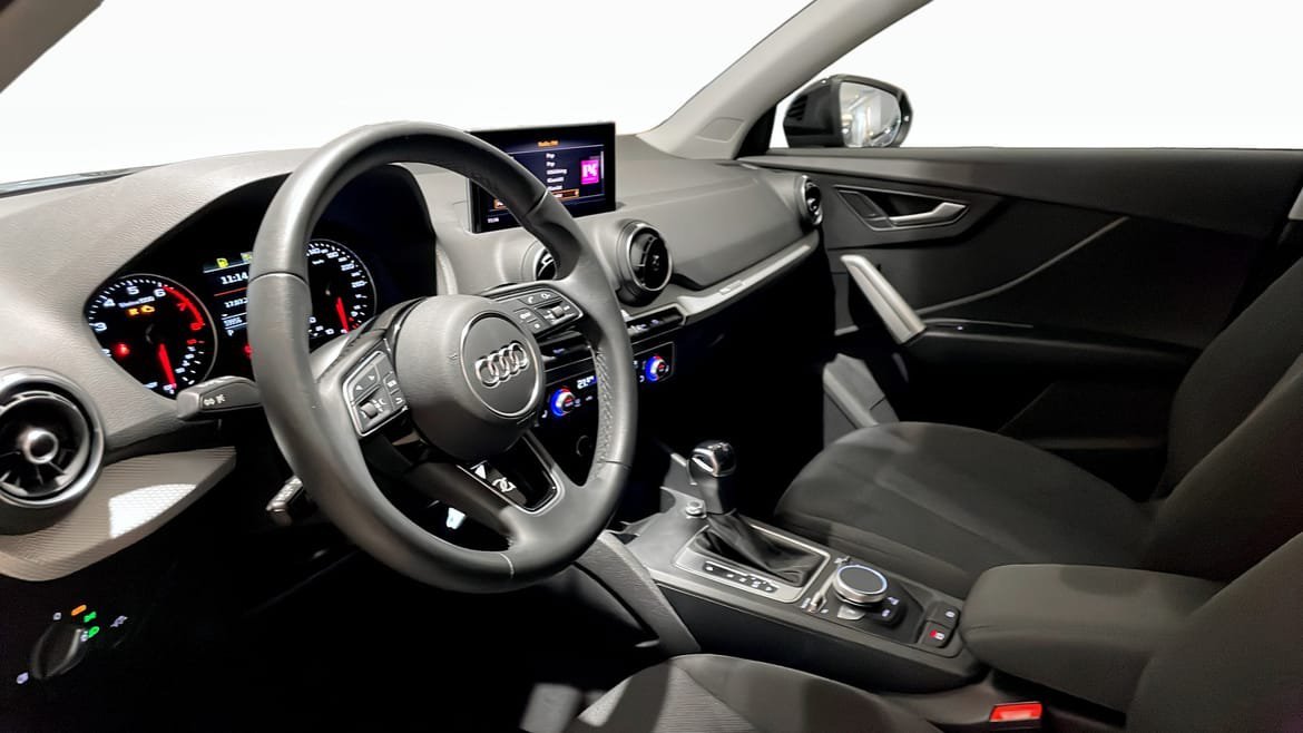 Vehicle Image 7