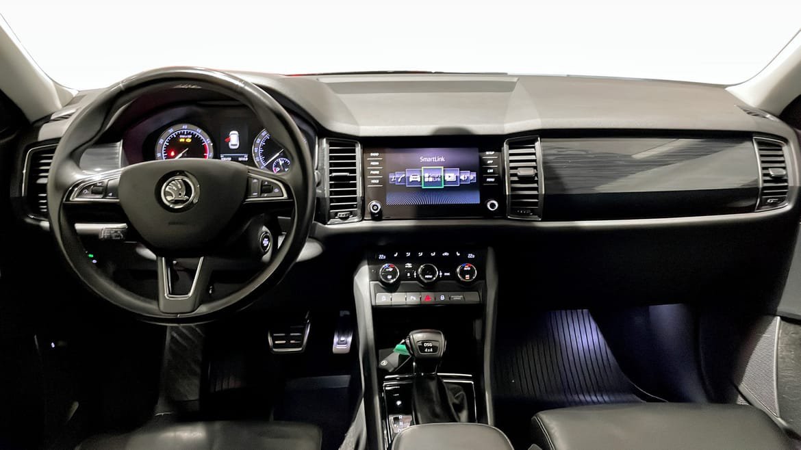 Vehicle Image 10