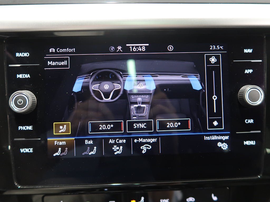 Vehicle Image 32