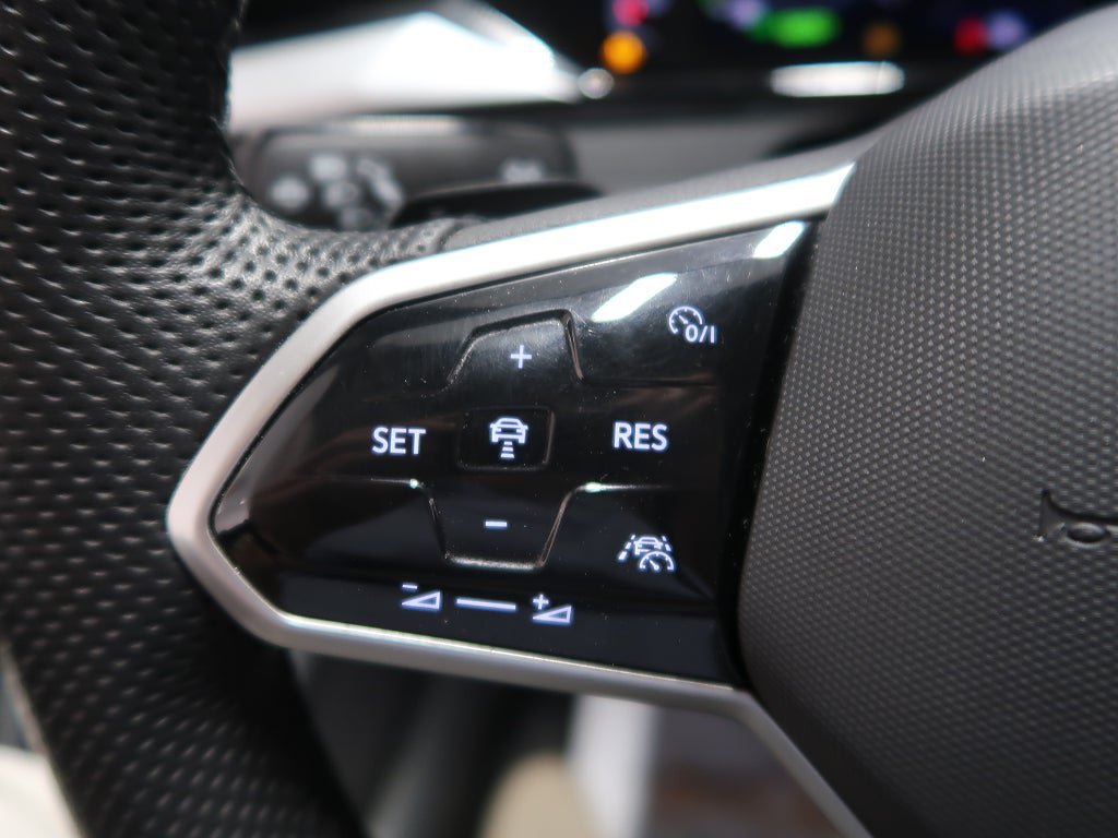 Vehicle Image 40