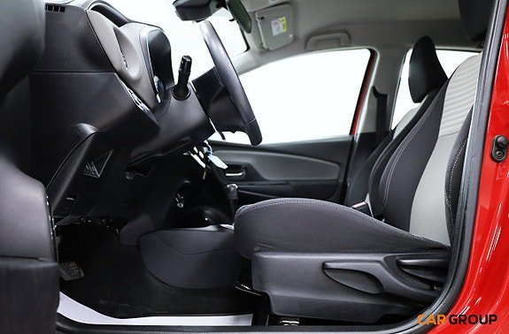 Vehicle Image 14