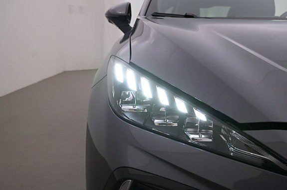Vehicle Image 26