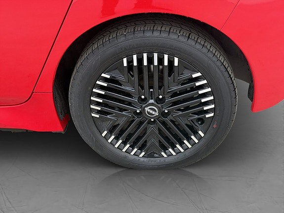 Vehicle Image 26