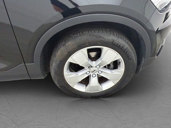 Vehicle Image 33