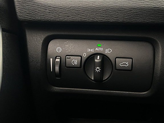 Vehicle Image 29