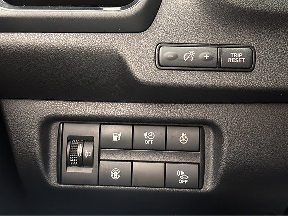Vehicle Image 33