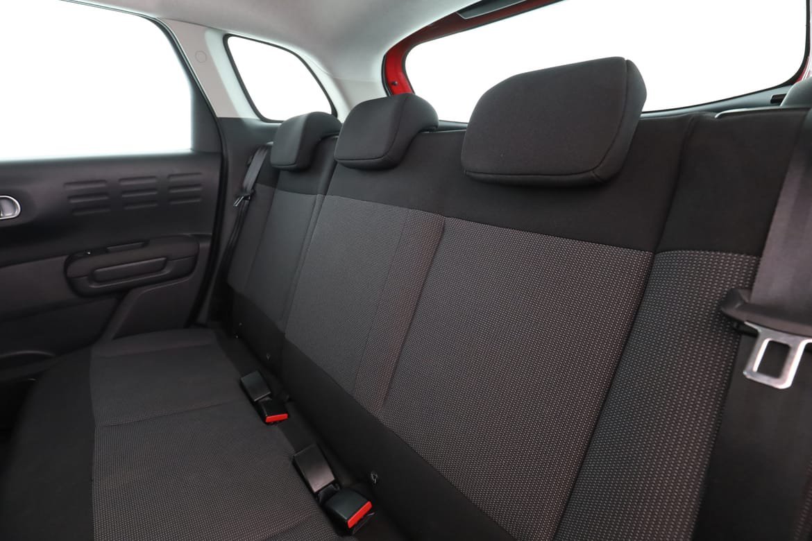 Vehicle Image 15