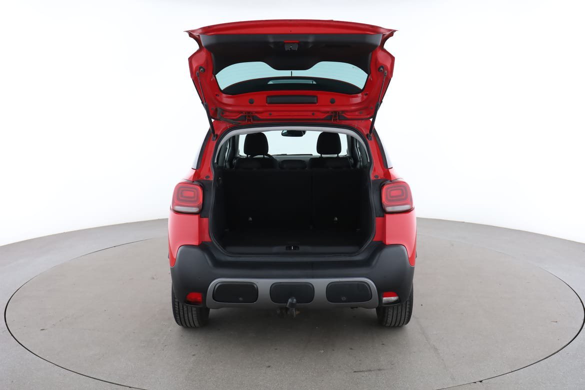 Vehicle Image 17