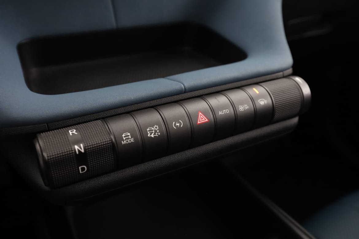 Vehicle Image 24